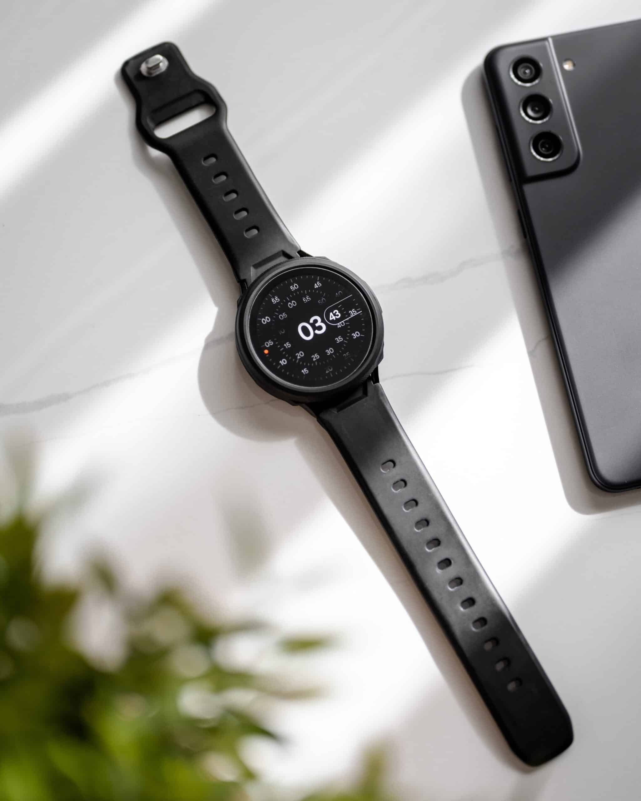  Samsung Galaxy Watch 6 44mm Smartwatch with HR Zones, Sleep  Coaching, Heart Monitor - Graphite